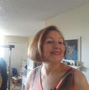 Meet your Posher, Ivette